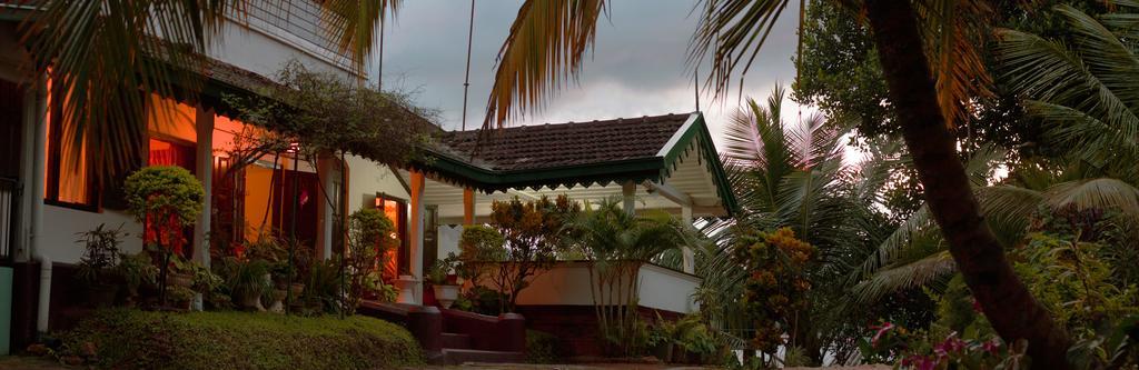 Wattarantanne Homestay แคนดี้ ภายนอก รูปภาพ